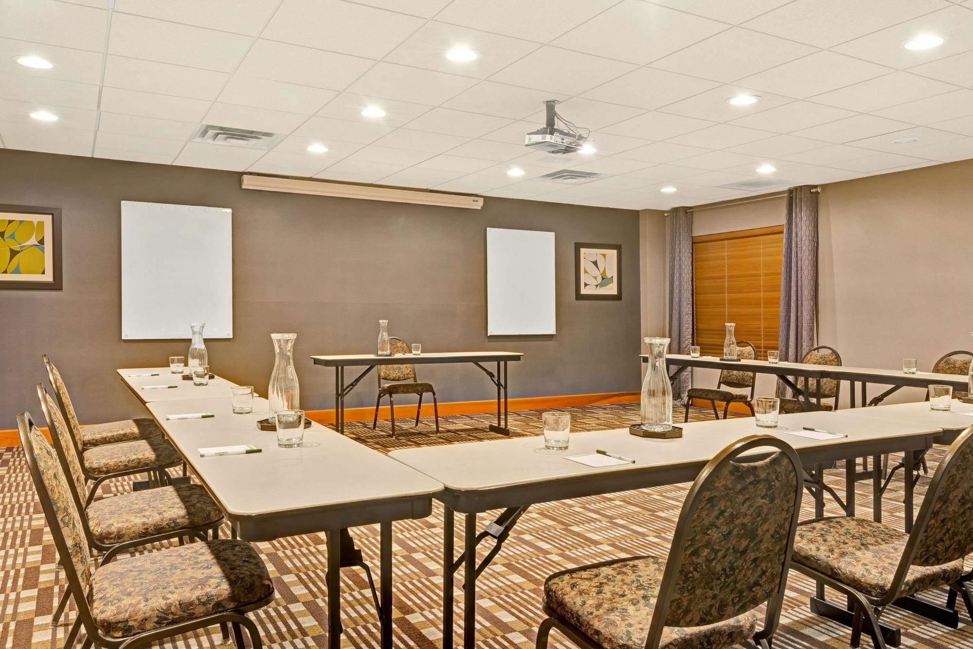 Wingate By Wyndham Cincinnati Blue Ash Eksteriør billede